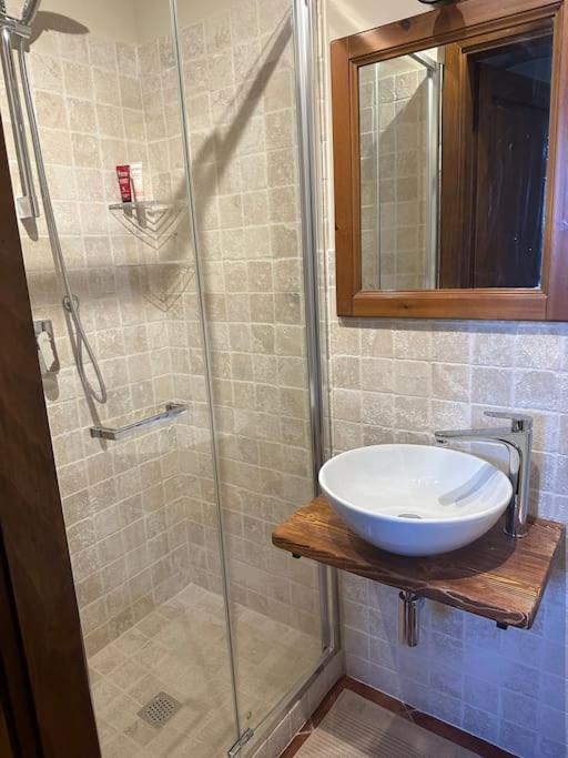 Cozy Home In Countryside Asciano Siena -Renovated! Esterno foto